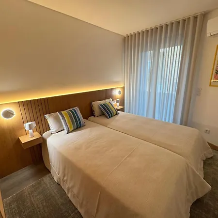 Blue Leca T1 1º Andar - Frente Apartamento *